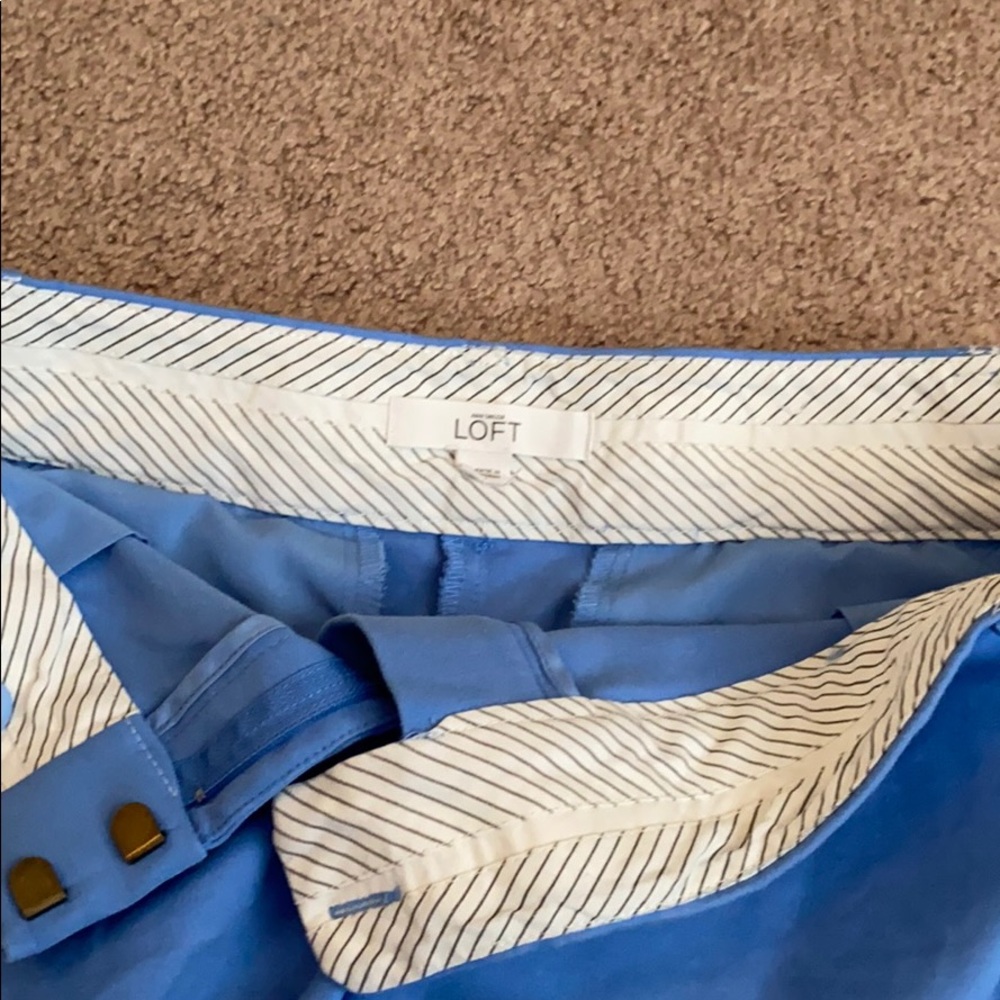 Loft Shorts - Picture 3 of 4
